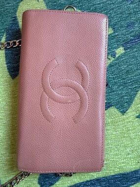 CHANEL Pink Quilted Caviar Leather Chain Wallet